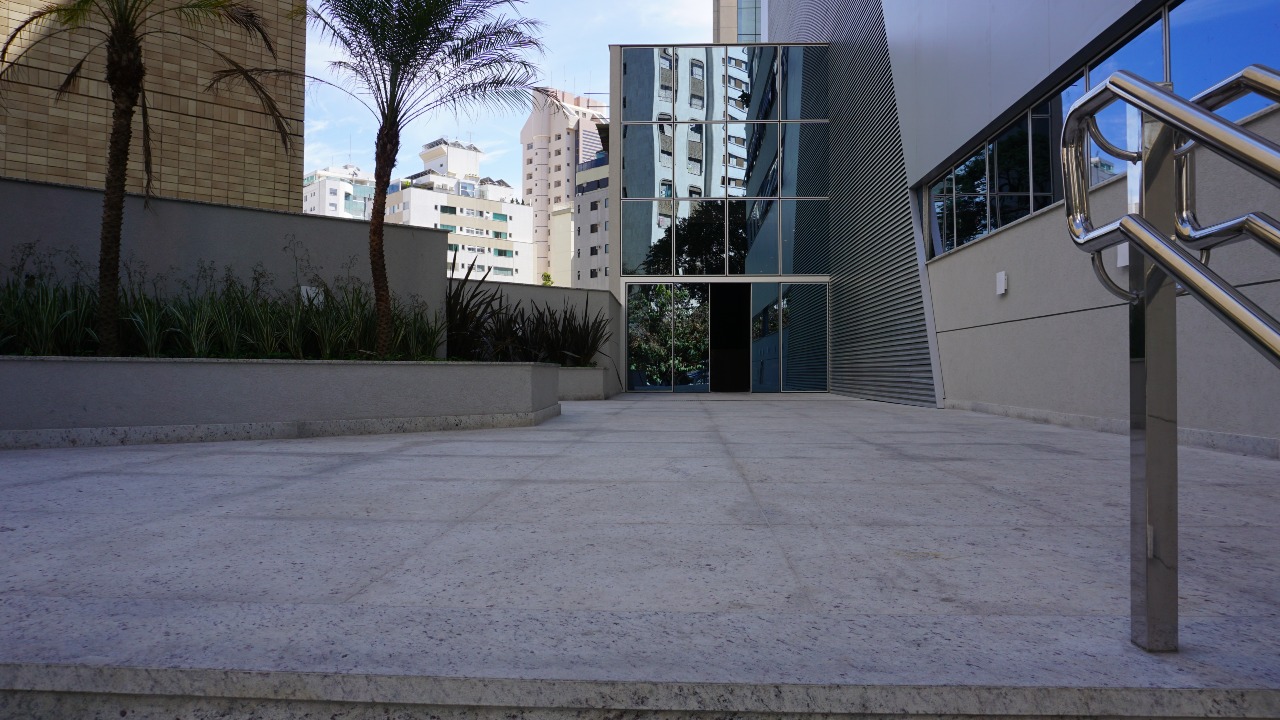 Sala para aluguel no Lourdes: 