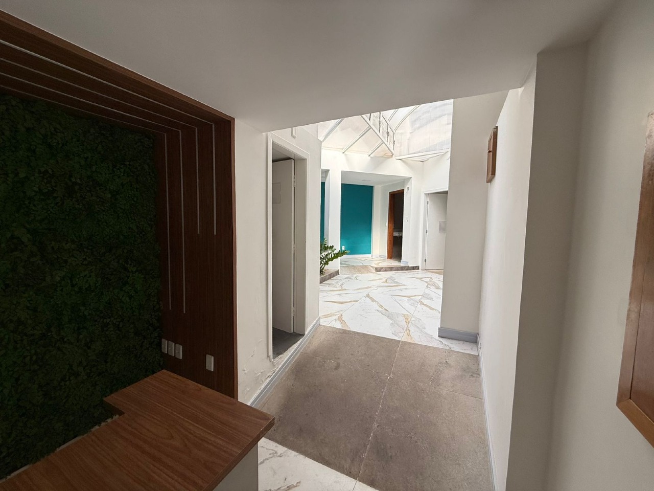 Casa para aluguel no Santa Efigênia: 