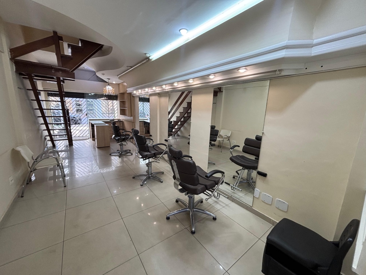 Loja para aluguel no Sion: 