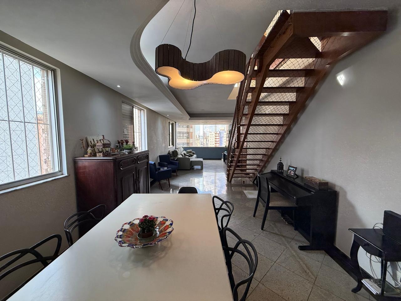 Apartamento 4 Quartos para aluguel no Carmo: 