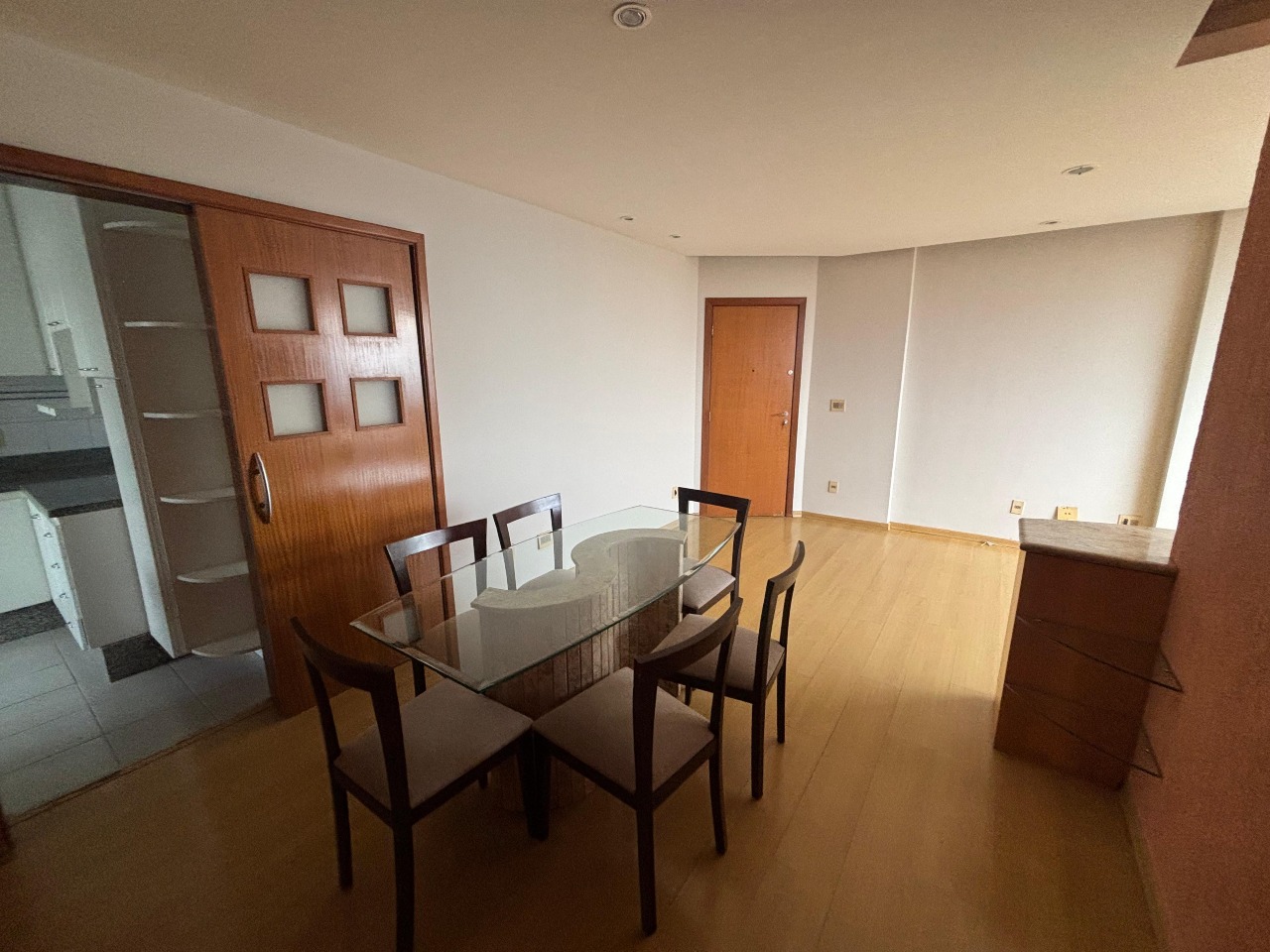 Apartamento 3 Quartos para aluguel no Belvedere: 