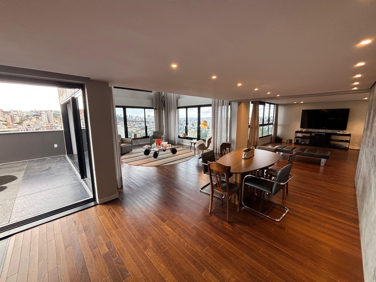 Apartamento 2 Quartos para aluguel no Santa Lucia: 