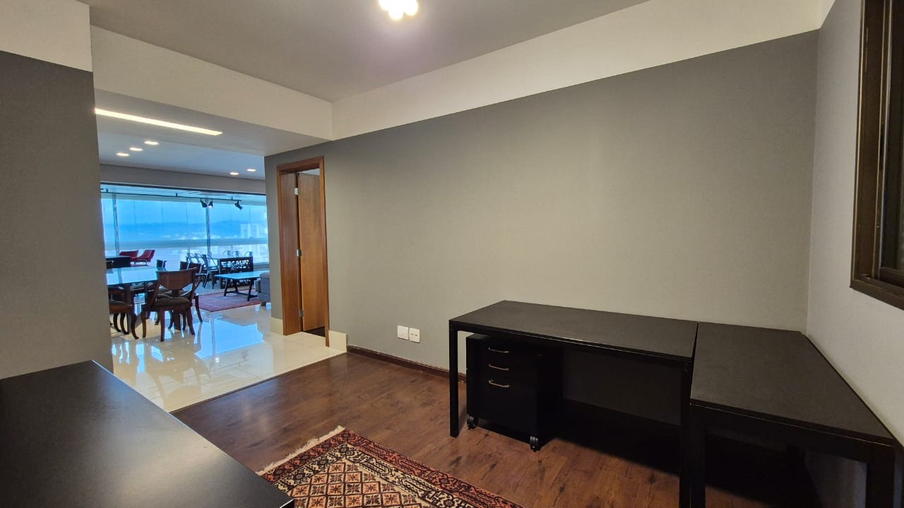 Apartamento 5 Quartos para aluguel no Vila da Serra: 