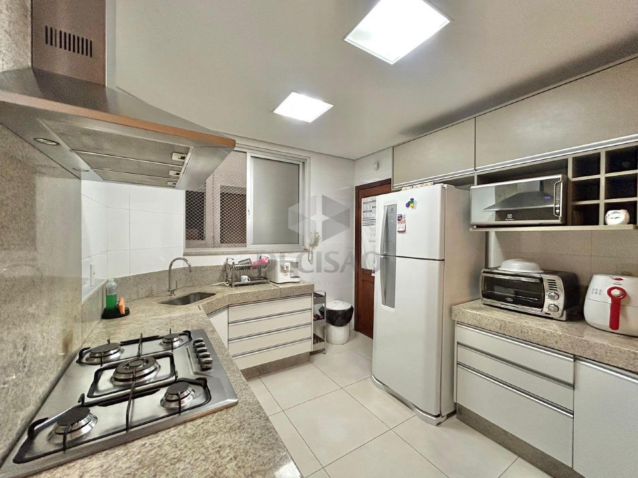 Apartamento 3 Quartos à venda no Centro: 