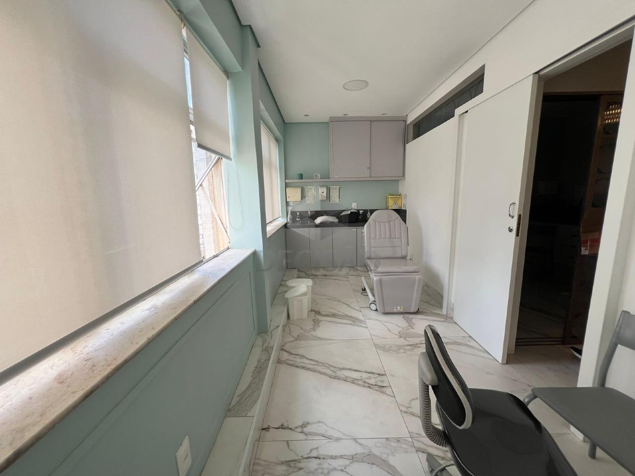 Sala à venda no Savassi: 