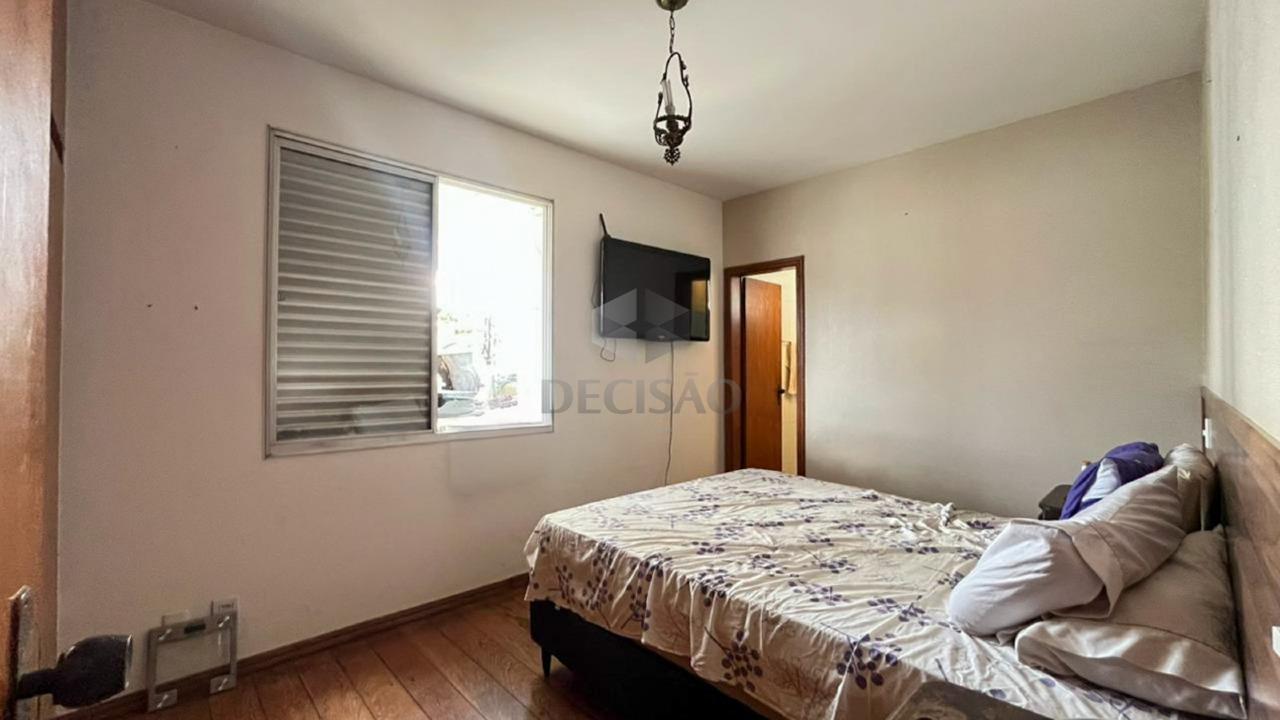 Cobertura Linear à venda no Lourdes: 