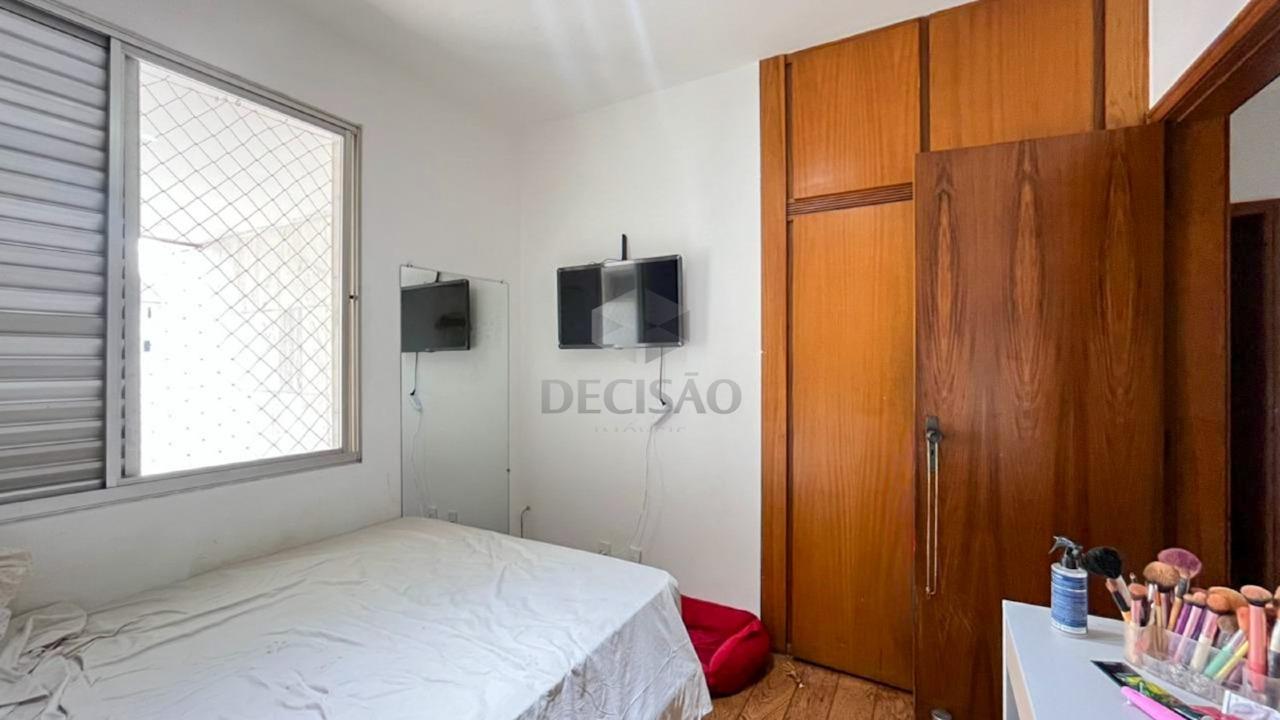 Cobertura Linear à venda no Lourdes: 