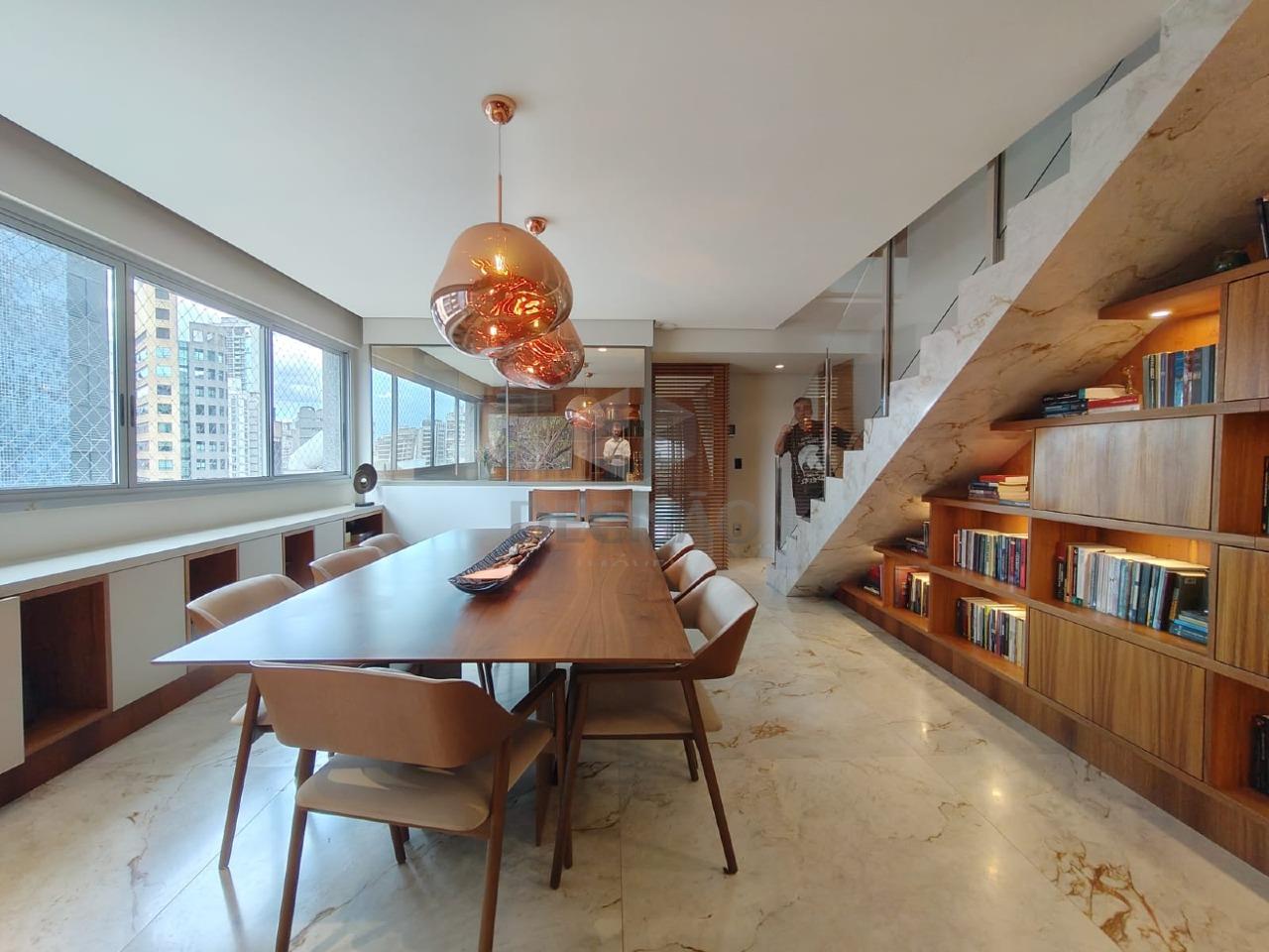 Cobertura à venda no Savassi: 