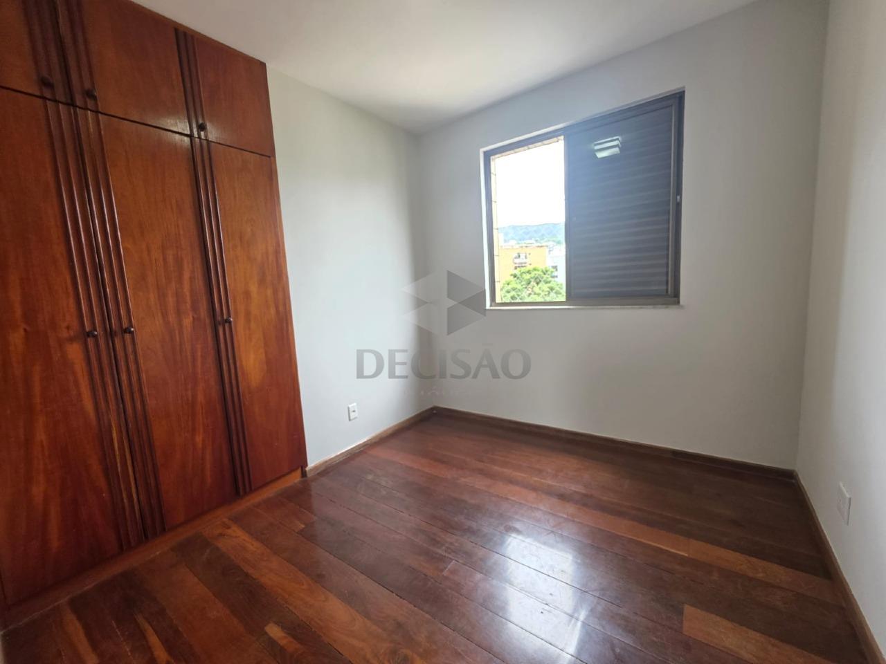 Apartamento 4 Quartos à venda no Cruzeiro: 