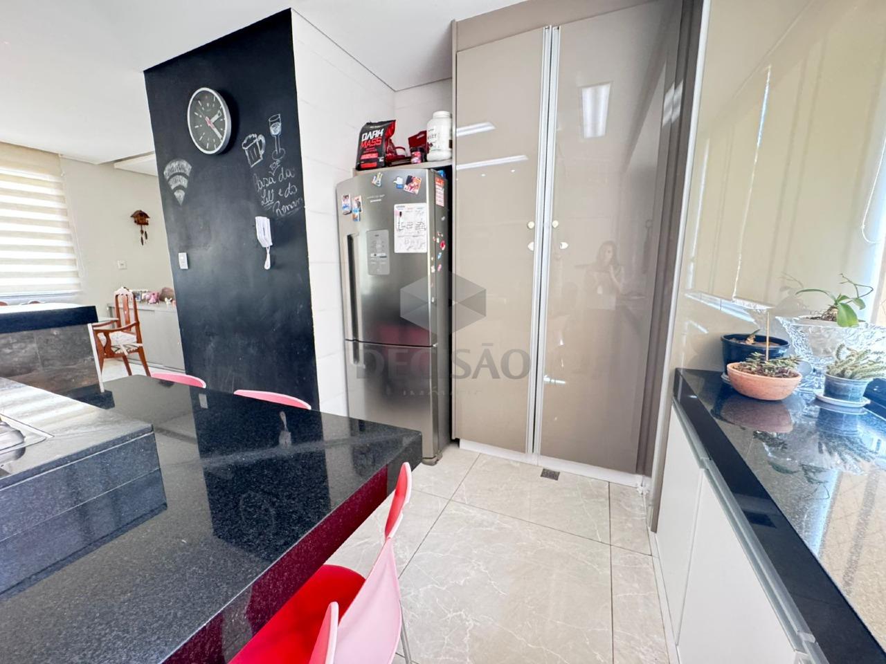 Apartamento 3 Quartos à venda no Santo Antonio: 