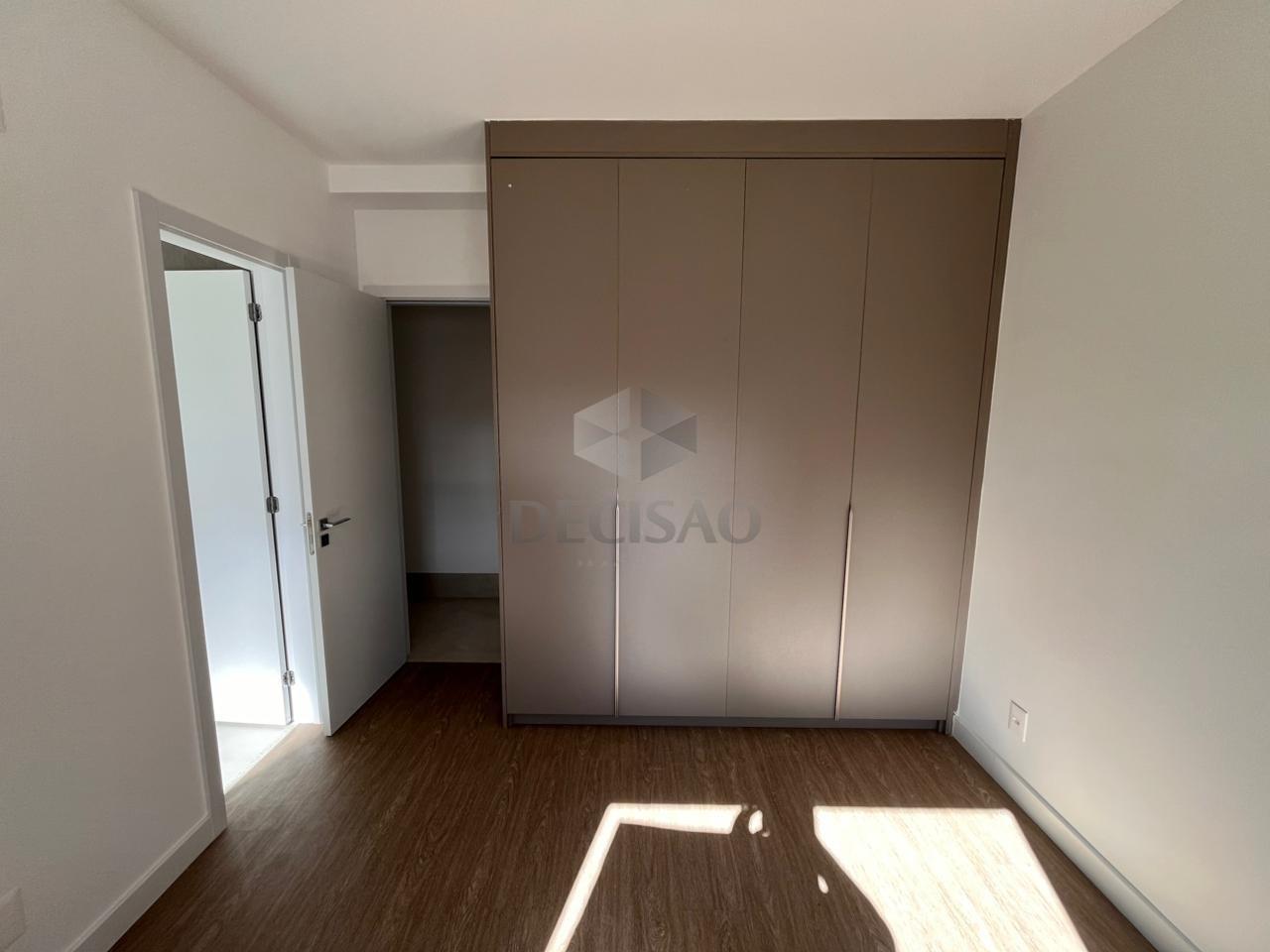 Apartamento 4 Quartos para aluguel no Vale do Sereno: 