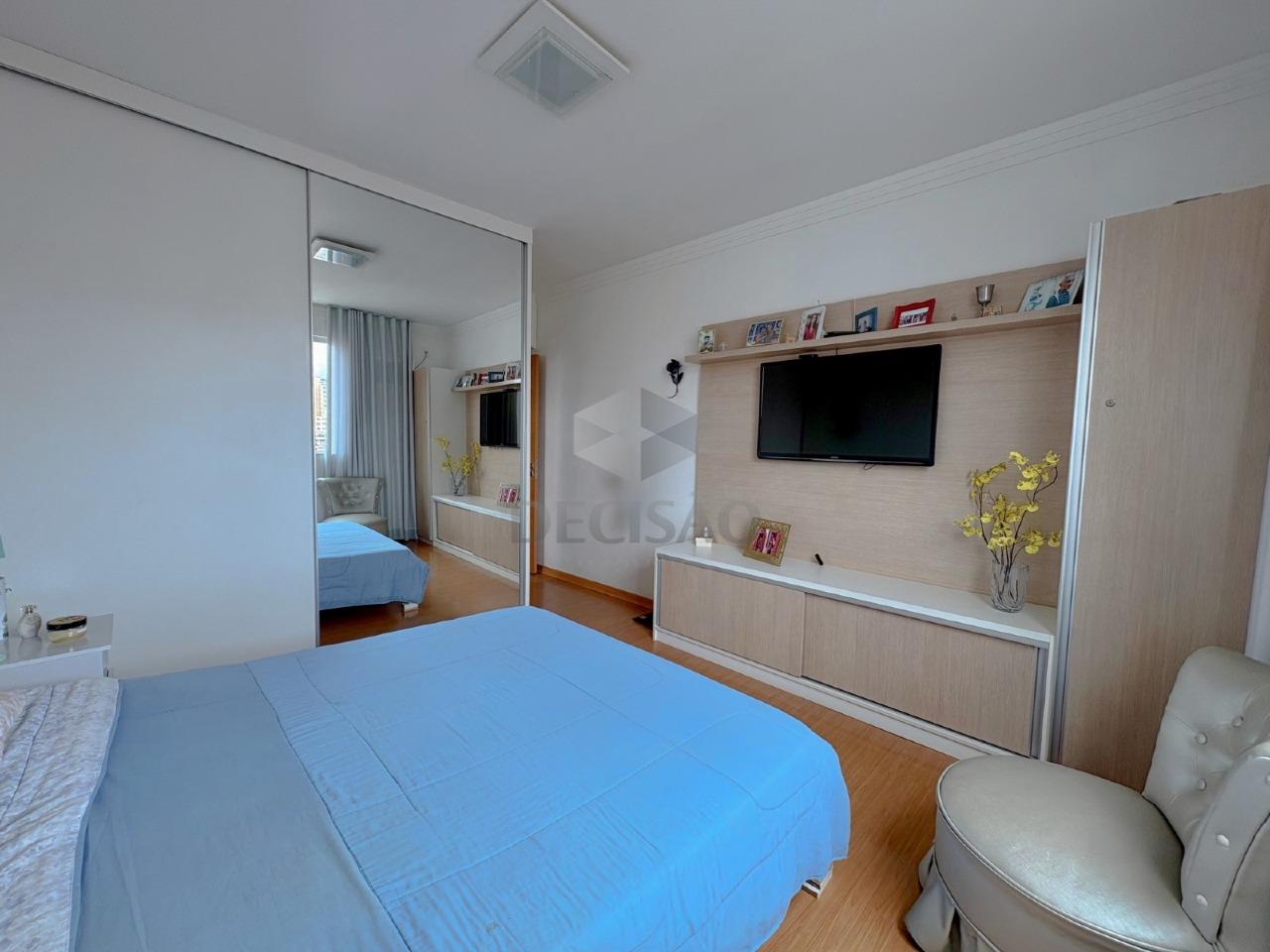 Apartamento 4 Quartos à venda no Sagrada Família: 