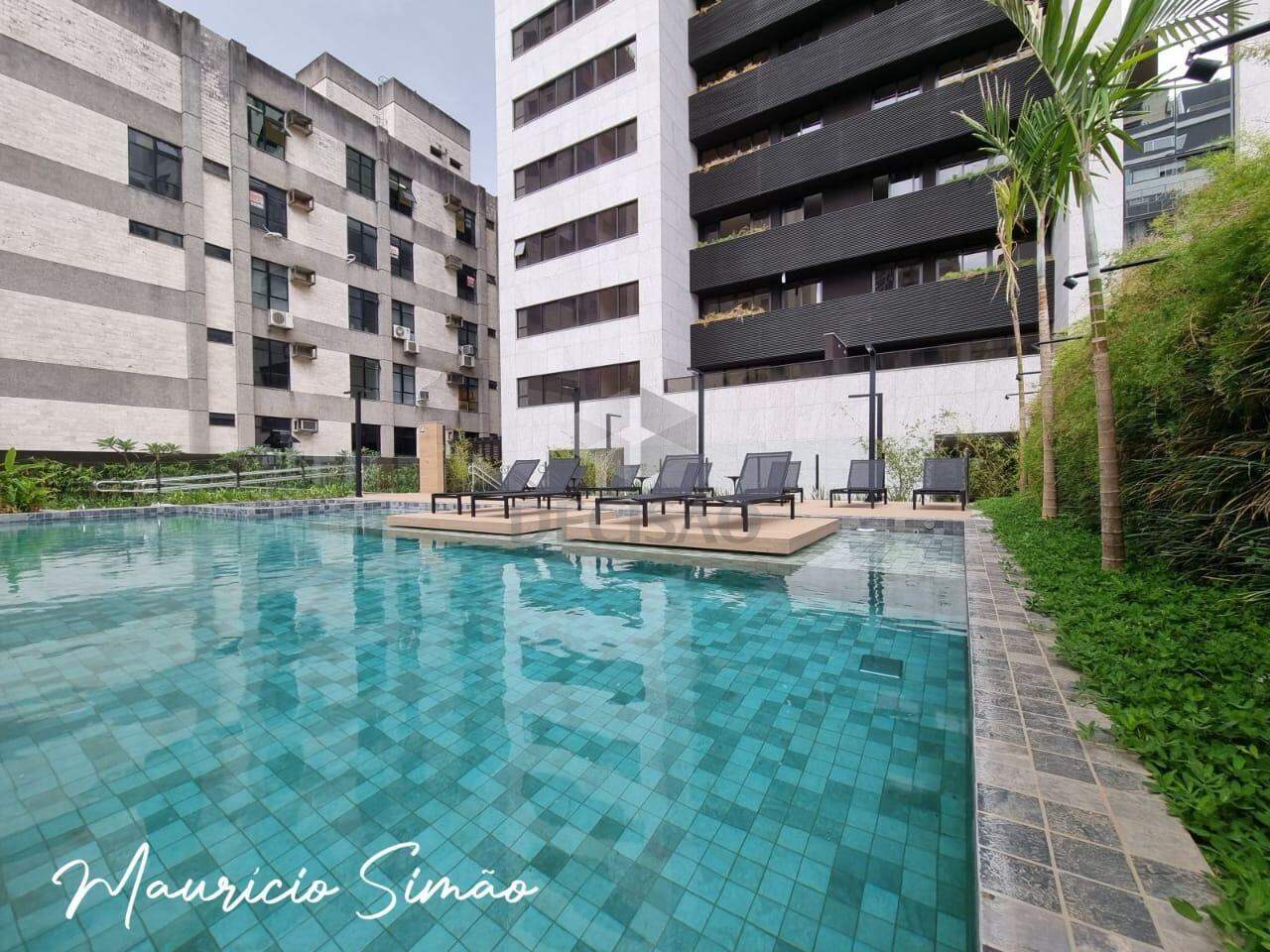 Área privativa à venda no Lourdes: 