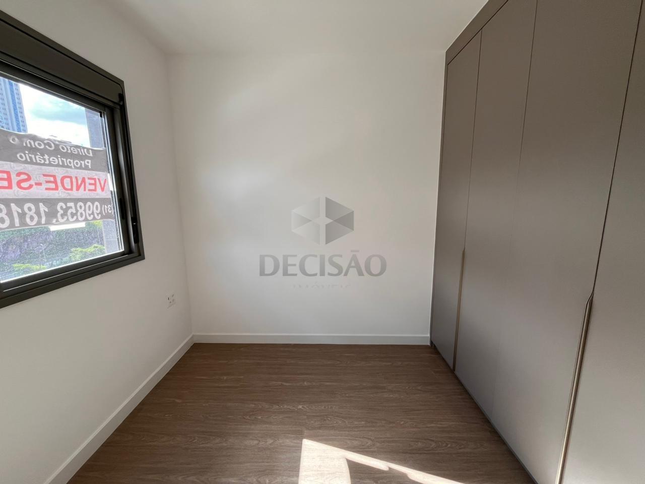 Apartamento 4 Quartos para aluguel no Vale do Sereno: 