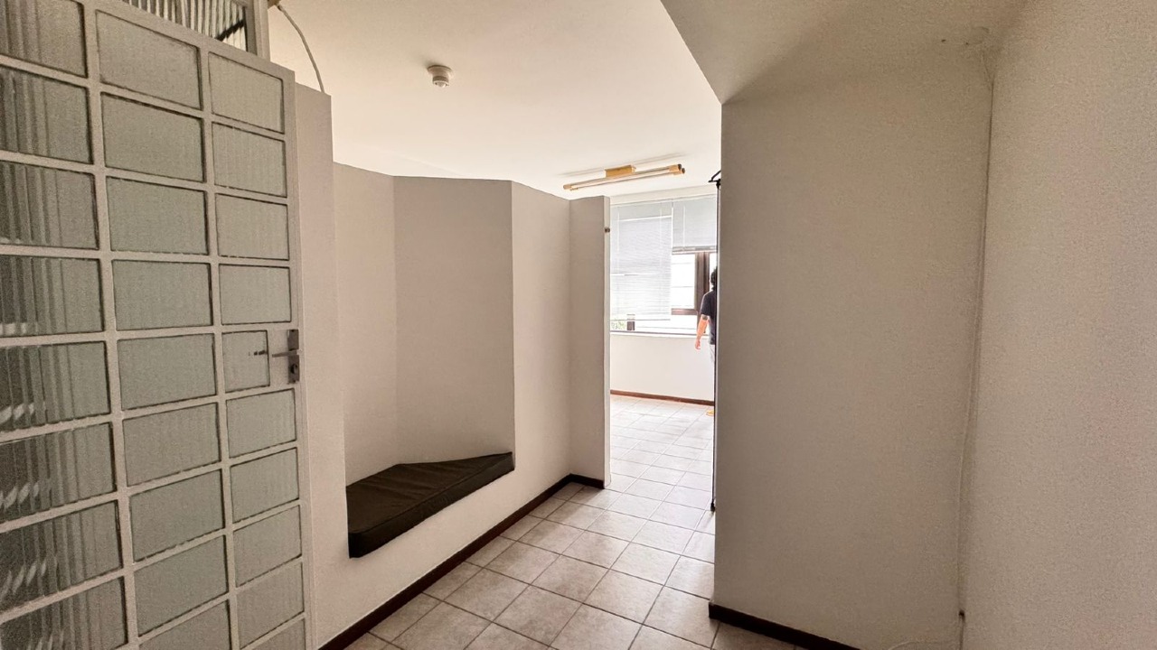 Sala para aluguel no Funcionarios: 