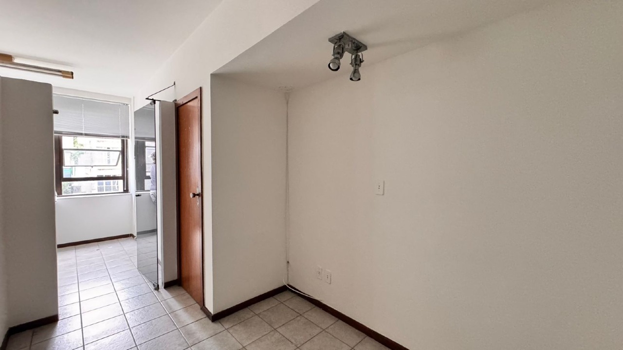 Sala para aluguel no Funcionarios: 