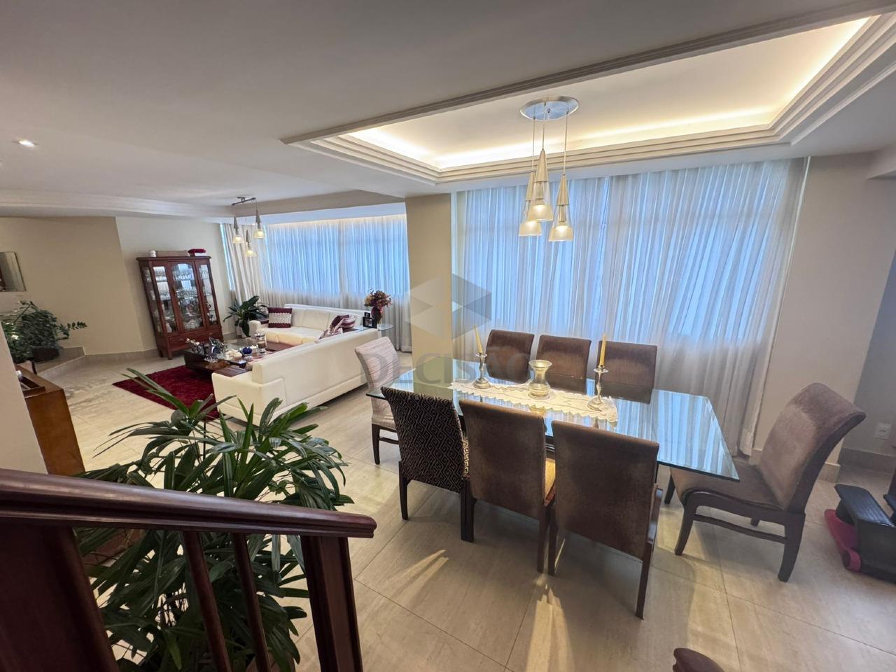 Cobertura à venda no Sion: sala piso 1