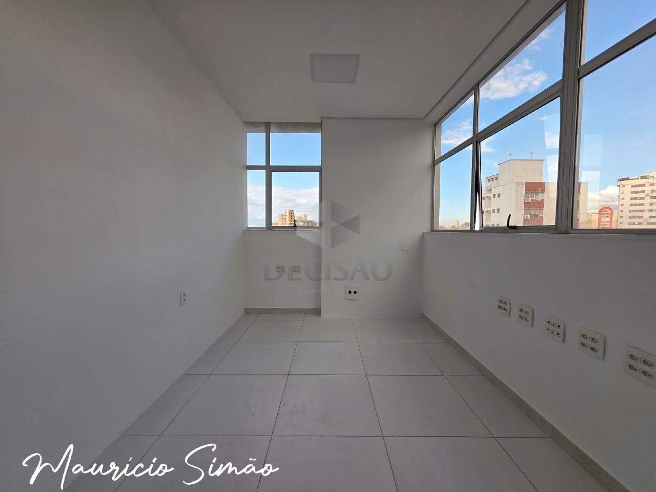 Sala à venda no Santo Agostinho: 