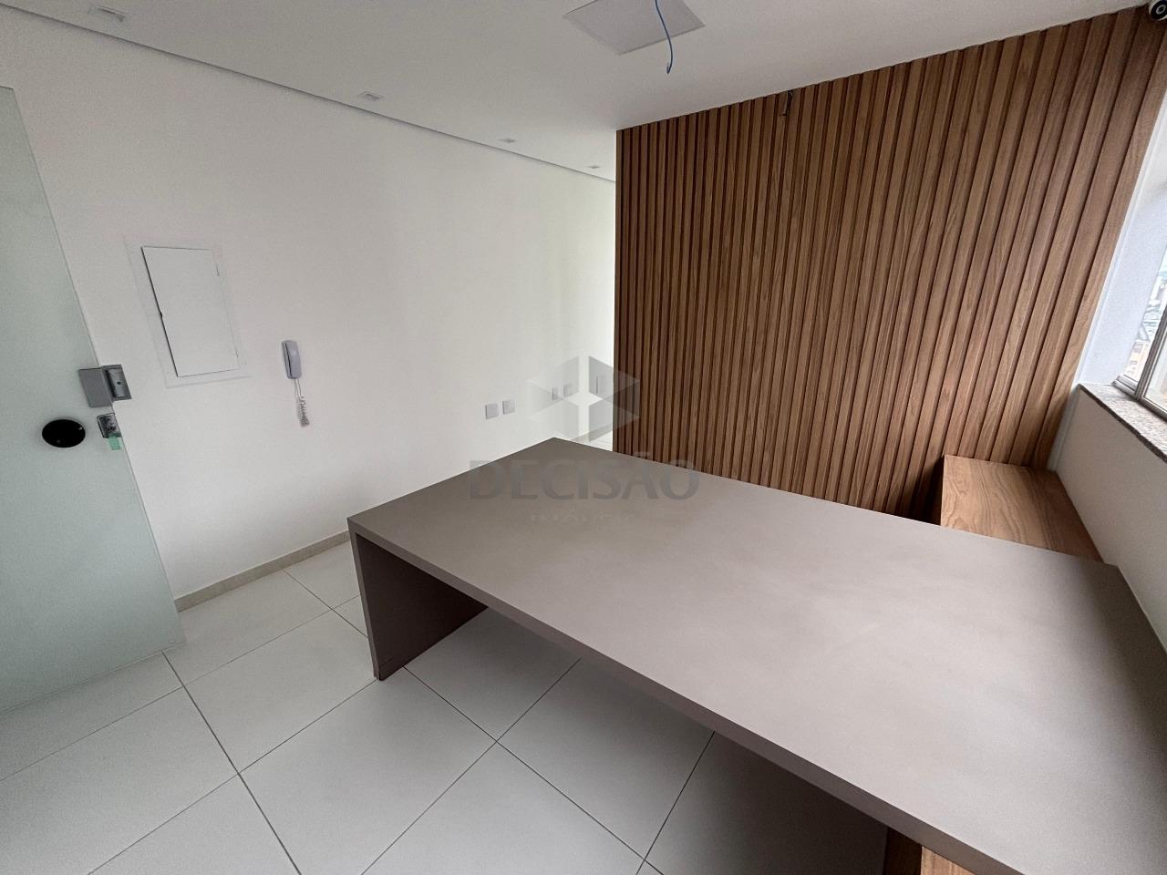 Sala à venda no Santo Agostinho: 