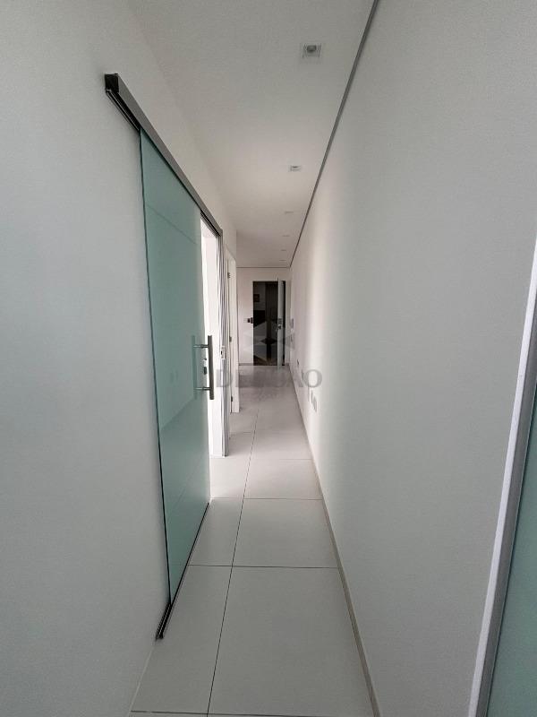 Sala à venda no Santo Agostinho: 