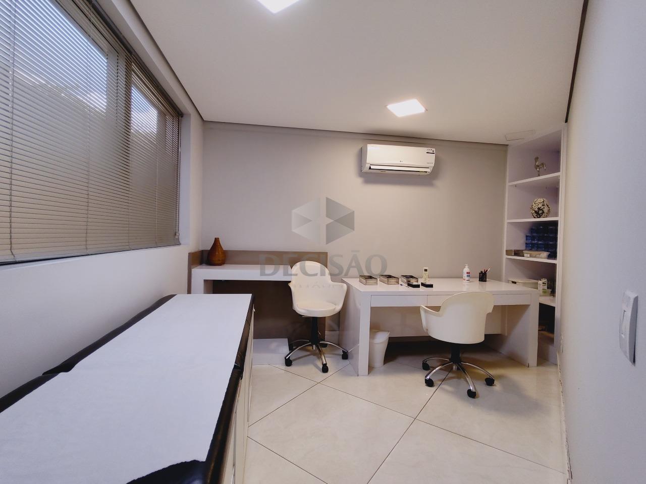 Sala à venda no Santo Agostinho: 