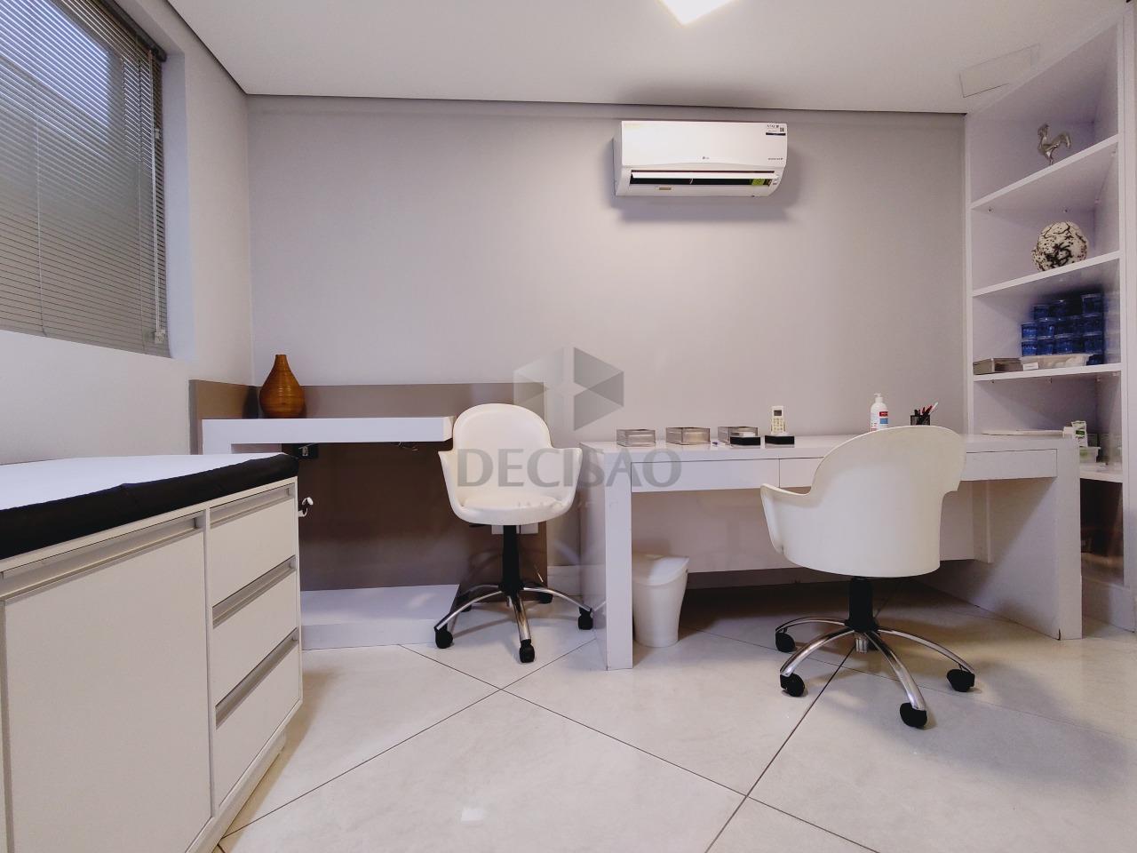 Sala à venda no Santo Agostinho: 