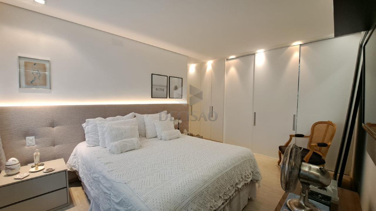 Apartamento 4 Quartos à venda no Cruzeiro: 