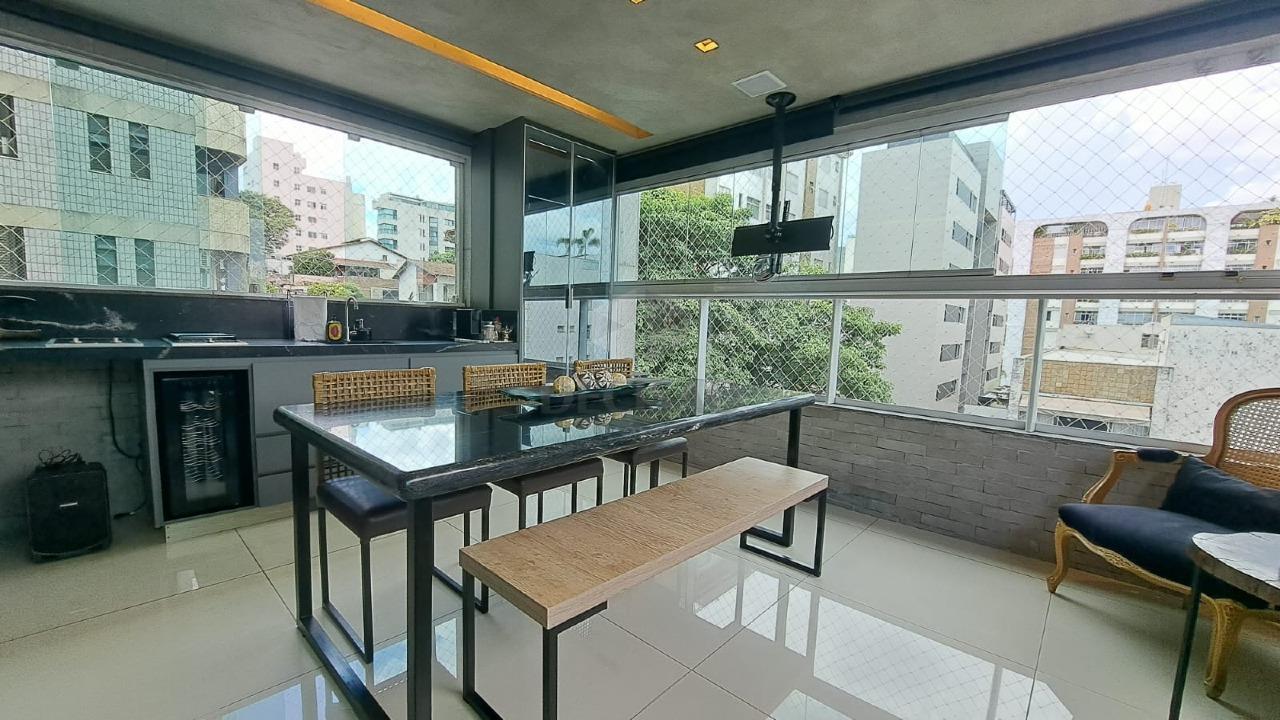 Apartamento 4 Quartos à venda no Cruzeiro: 