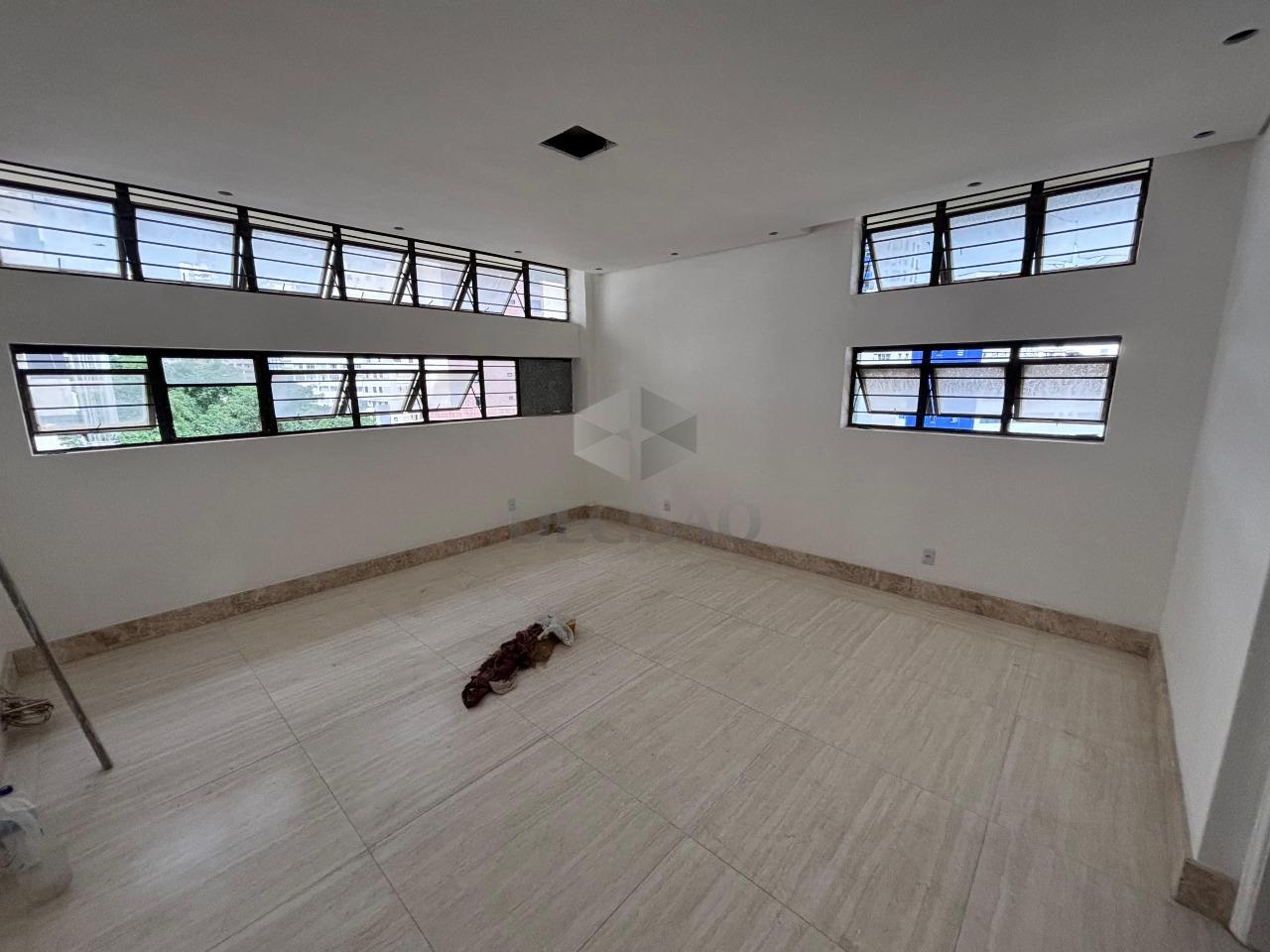 Conjunto de Salas para aluguel no Funcionarios: 