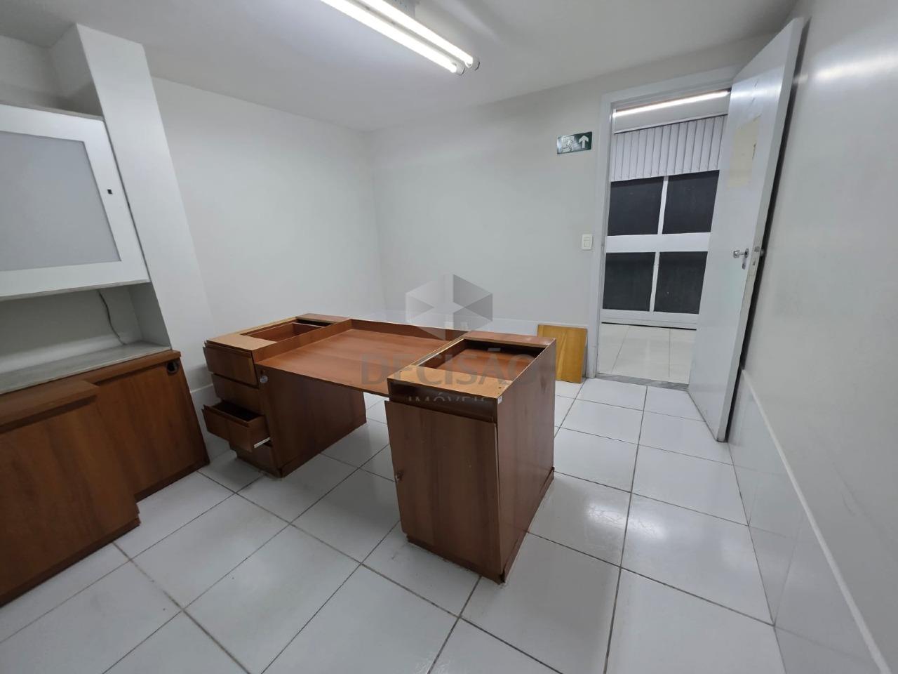 Andar corrido à venda no Santa Efigênia: 