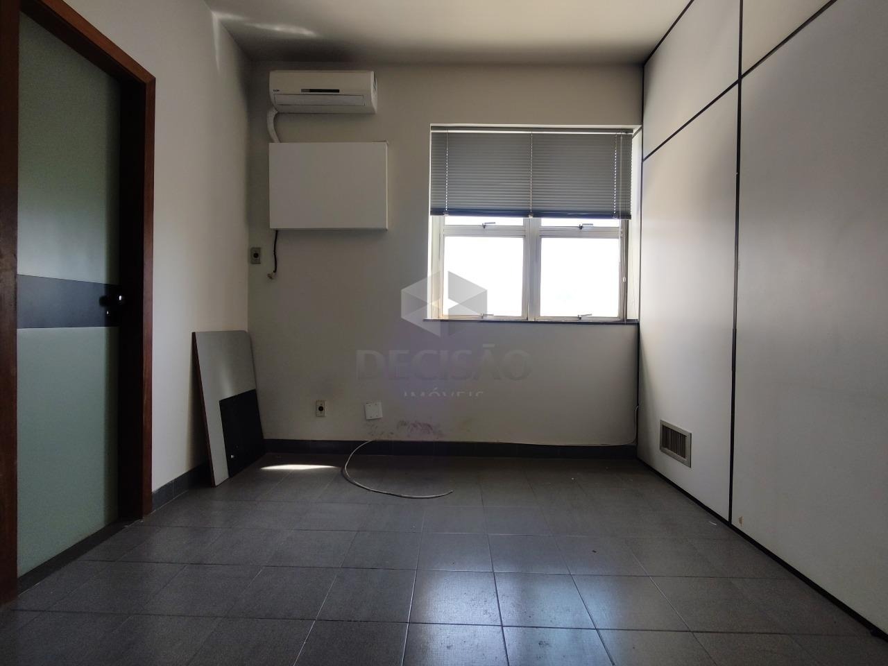 Sala para aluguel no Santa Efigênia: 