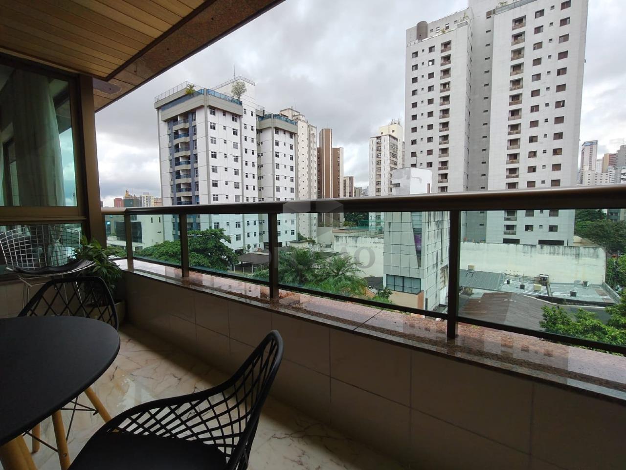 Apartamento 4 Quartos à venda no Funcionarios: 