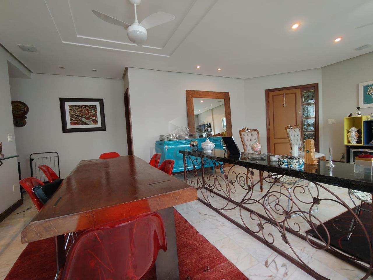 Apartamento 4 Quartos à venda no Funcionarios: 