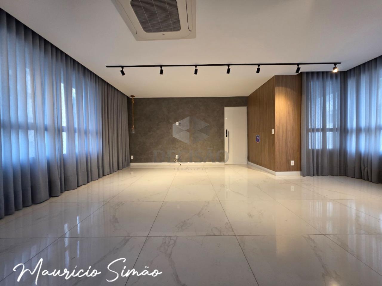 Apartamento 4 Quartos à venda no Carmo: 