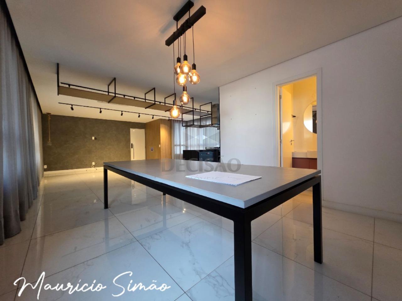 Apartamento 4 Quartos à venda no Carmo: 