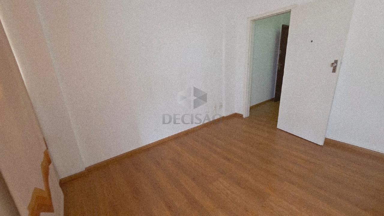 Sala à venda no Centro: 