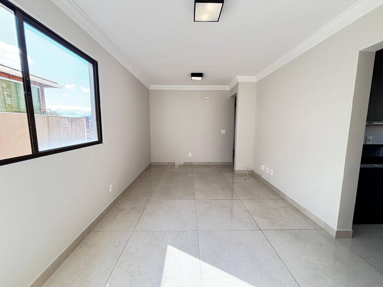 Apartamento 3 Quartos para aluguel no Floresta: 