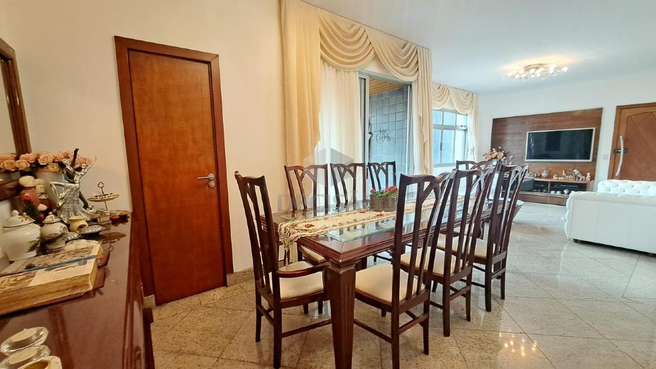 Apartamento 4 Quartos à venda no Funcionarios: 