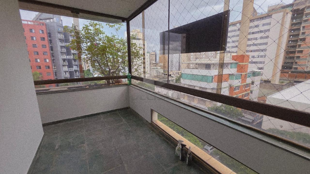 Apartamento 4 Quartos à venda no Funcionarios: 