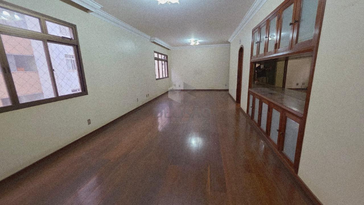 Apartamento 4 Quartos à venda no Funcionarios: 