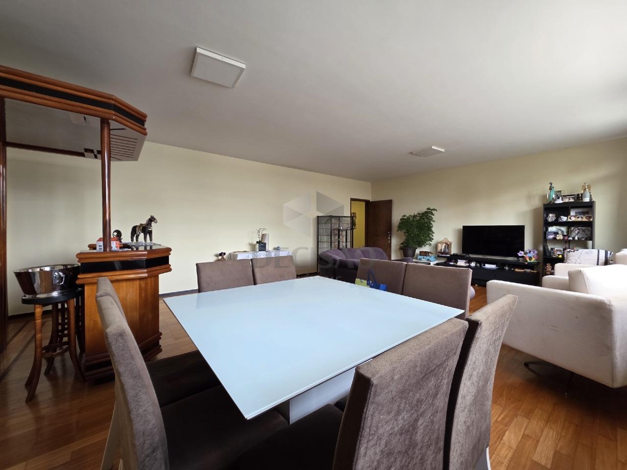 Apartamento 4 Quartos à venda no Cruzeiro: 