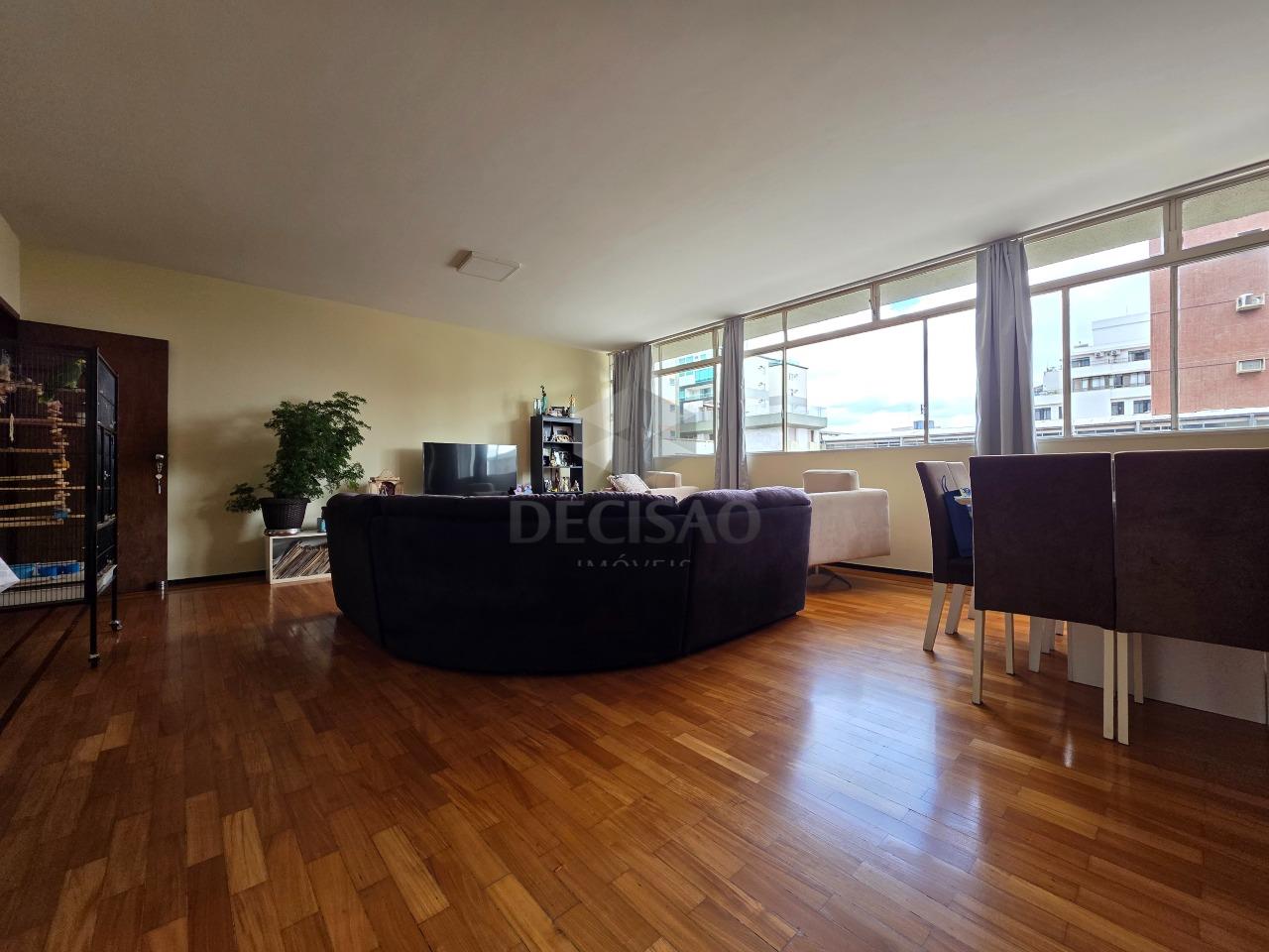 Apartamento 4 Quartos à venda no Cruzeiro: 