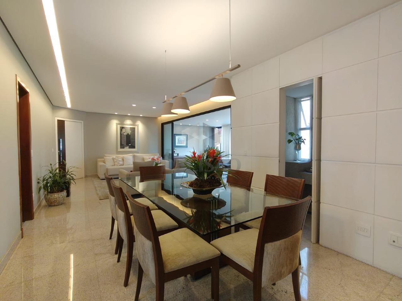 Apartamento 4 Quartos à venda no Funcionarios: 