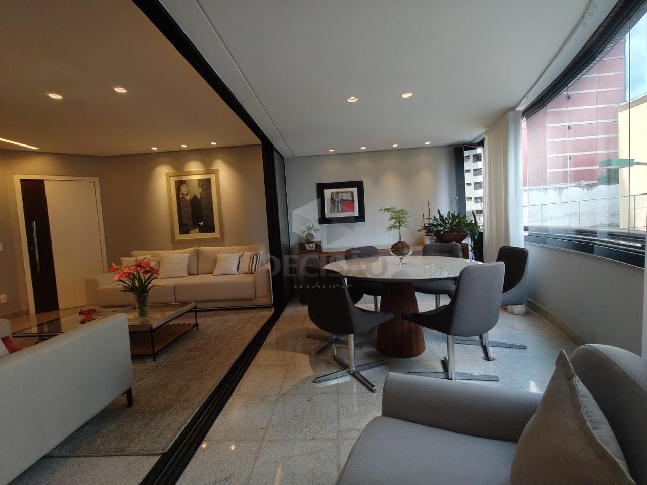 Apartamento 4 Quartos à venda no Funcionarios: 