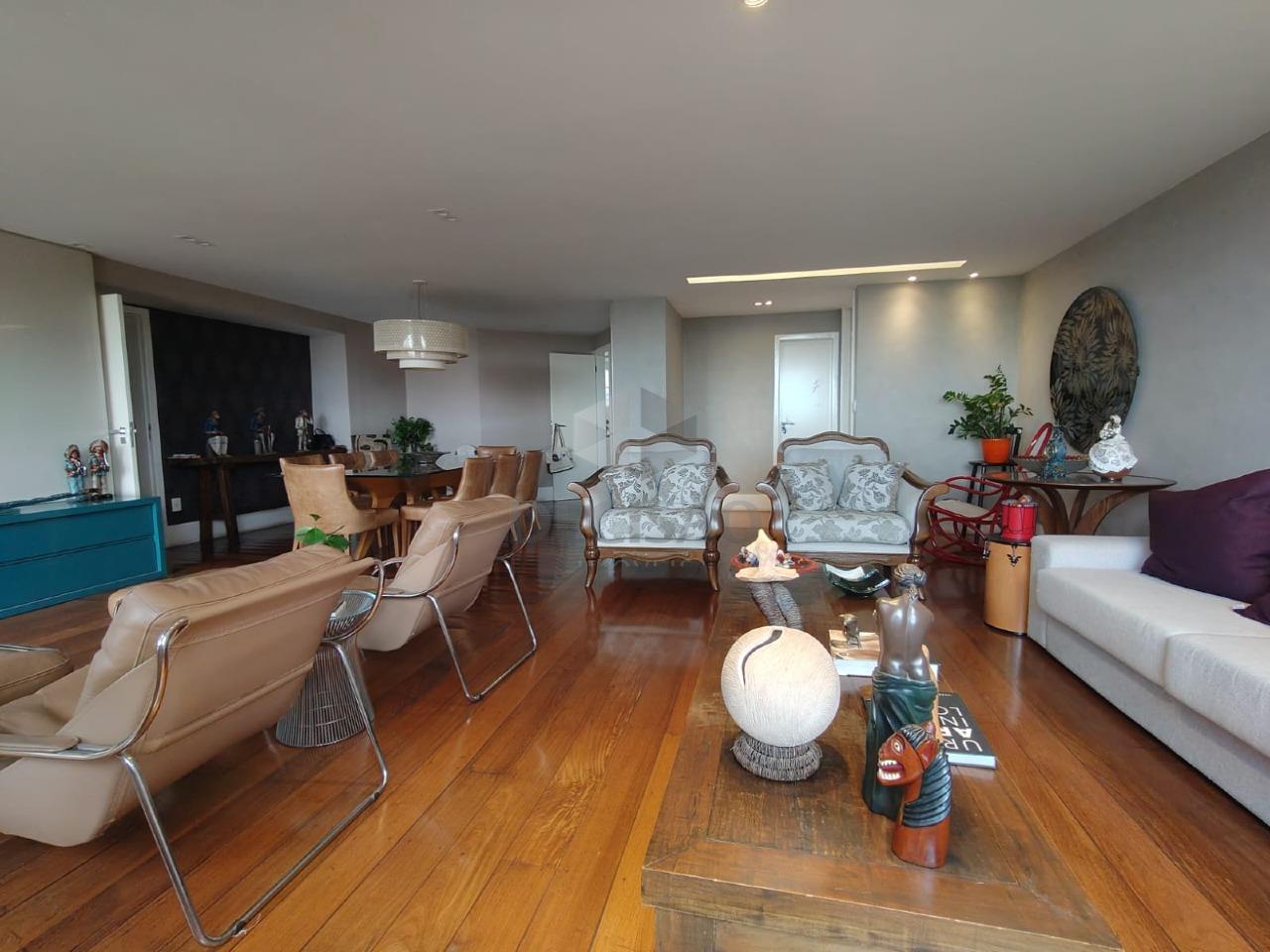 Apartamento 4 Quartos à venda no Funcionarios: 