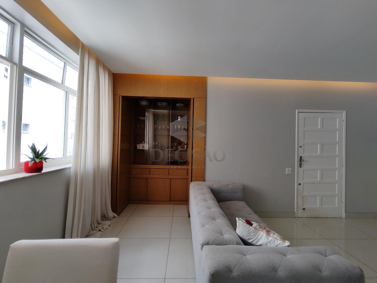 Apartamento 4 Quartos à venda no Cruzeiro: 