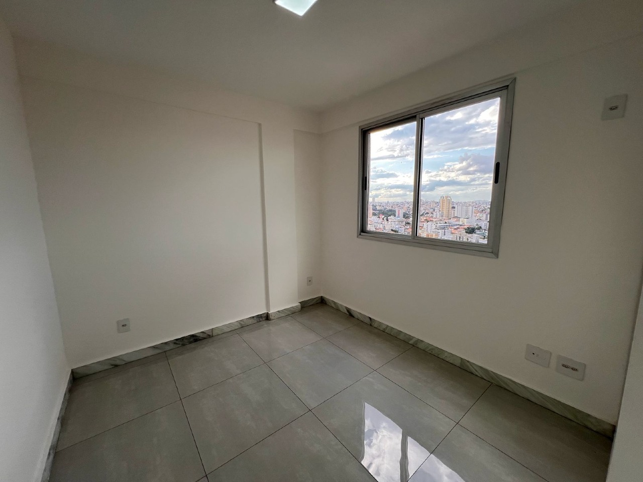 Apartamento 2 Quartos para aluguel no São Lucas: 