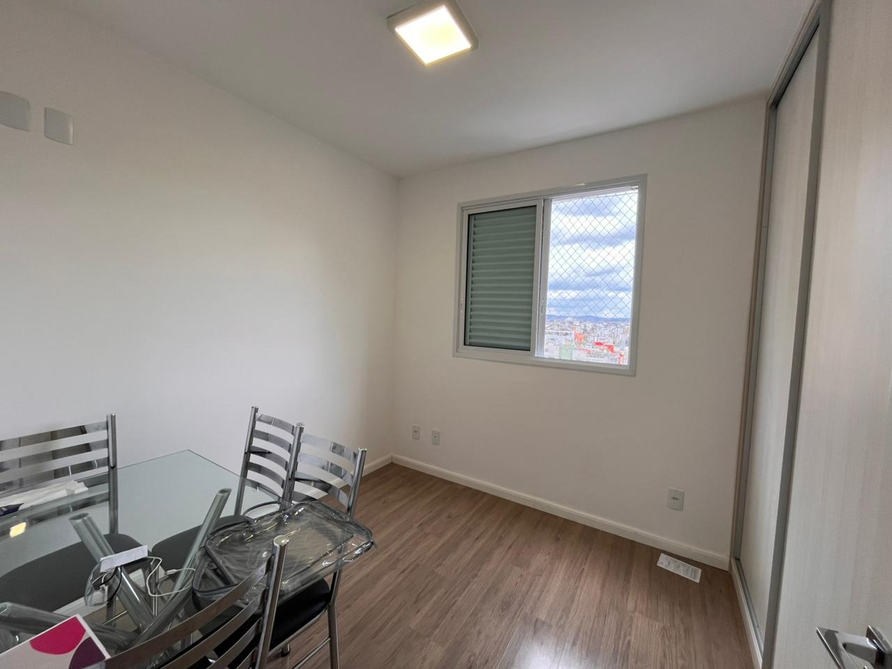 Apartamento 2 Quartos para aluguel no Sagrada Família: 