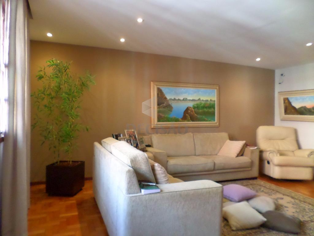 Casa à venda no Vila Paris: 