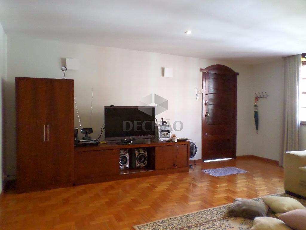 Casa à venda no Vila Paris: 